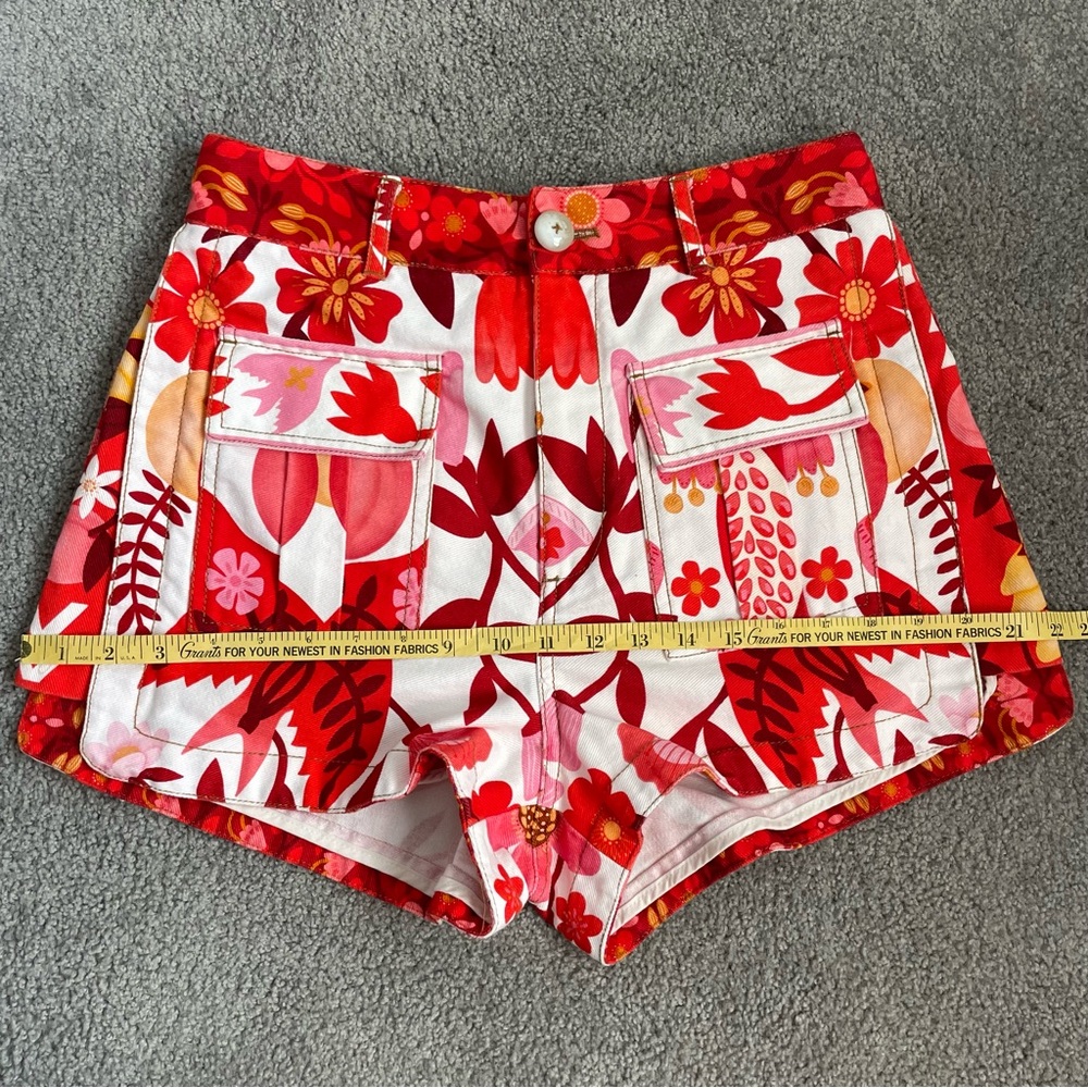 Farm Rio Romantic Orchard Floral Red Women's Shorts - Picture 8 of 8